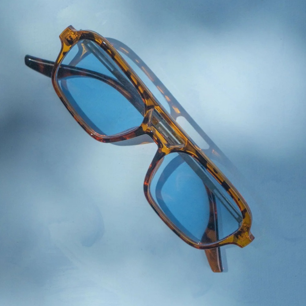 cupcakes & cashmere retro aviator Sunglasses with Blue Lenses